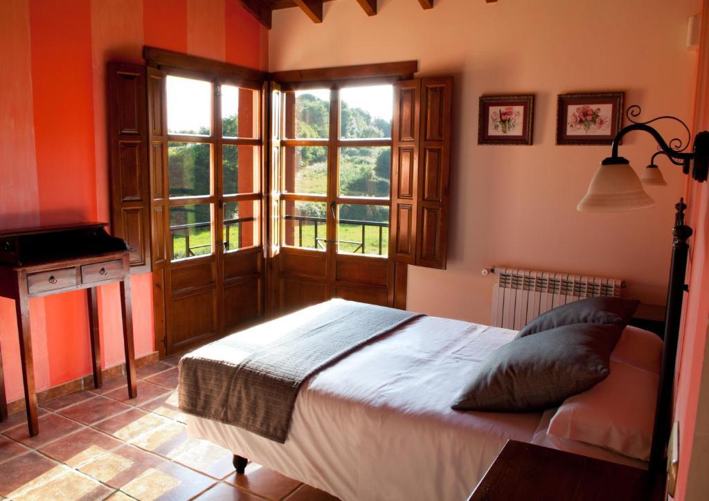 Hotel Rural La Lluriga La Galguera Номер фото